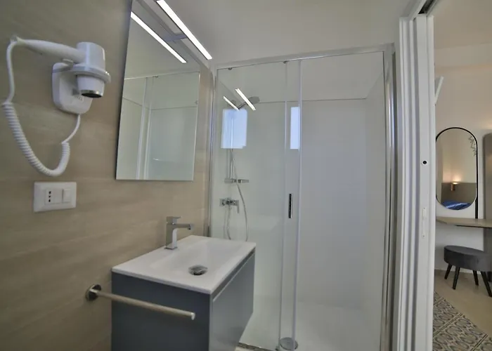 Ghibli בית הארחה פורטו צ'זראו